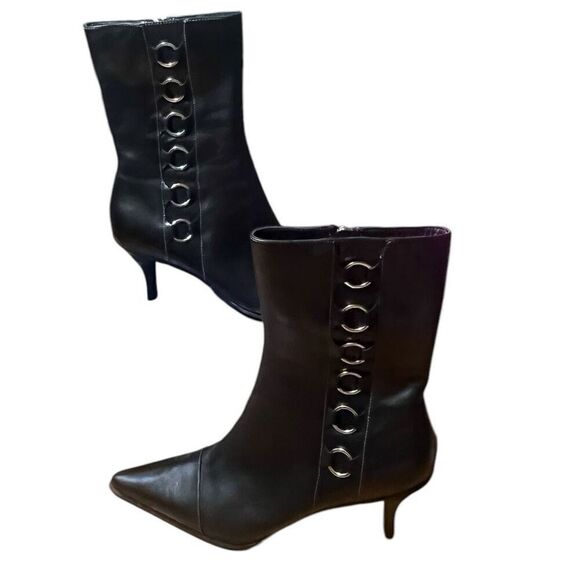 Circa Joan & David Black Pointed Toe & Heel Black Leather Witchy Punk Ankle Boot - Picture 1 of 9
